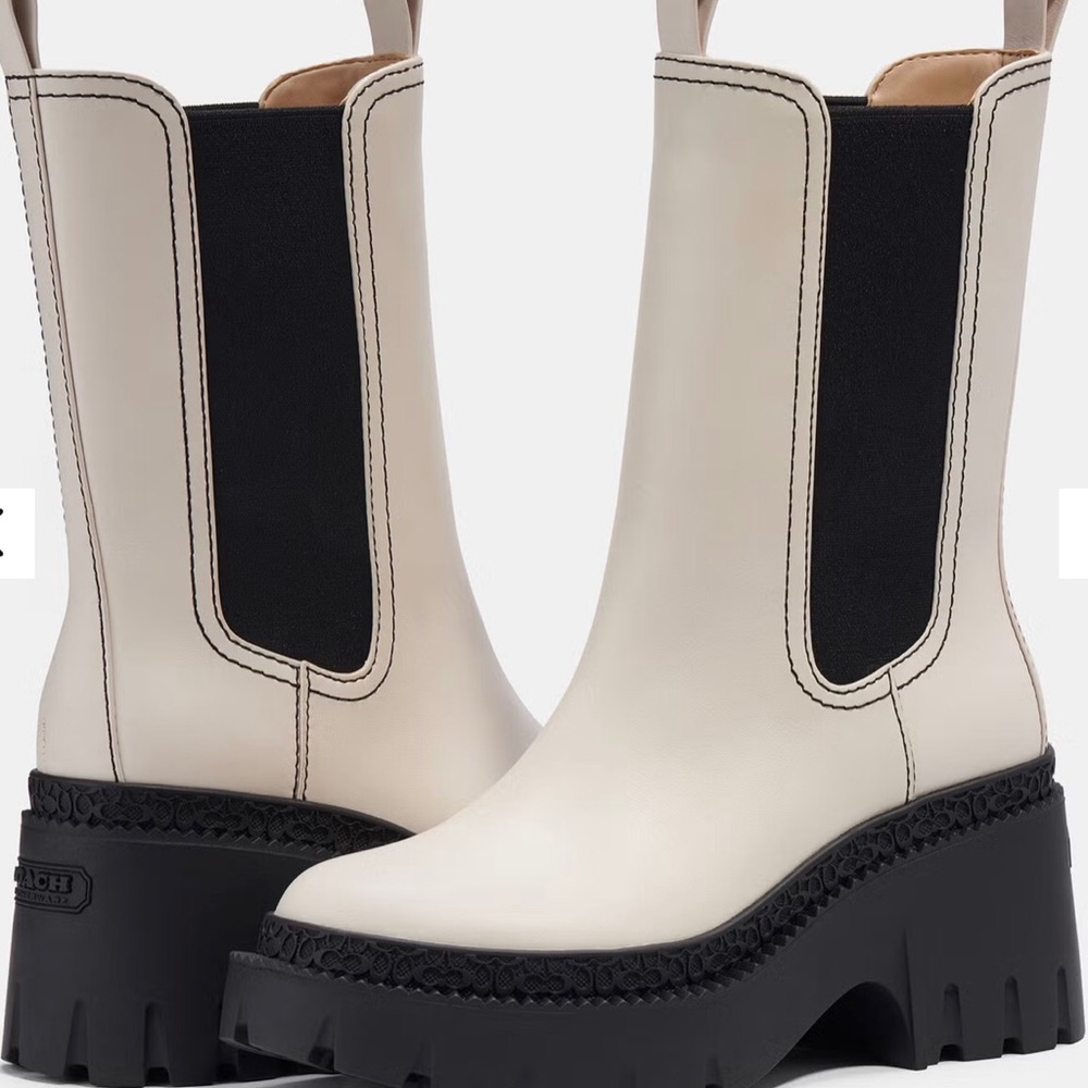 NIB Coach Alexa Leather Heeled Chelsea Boots SIZE 7 Chalk/Black Color